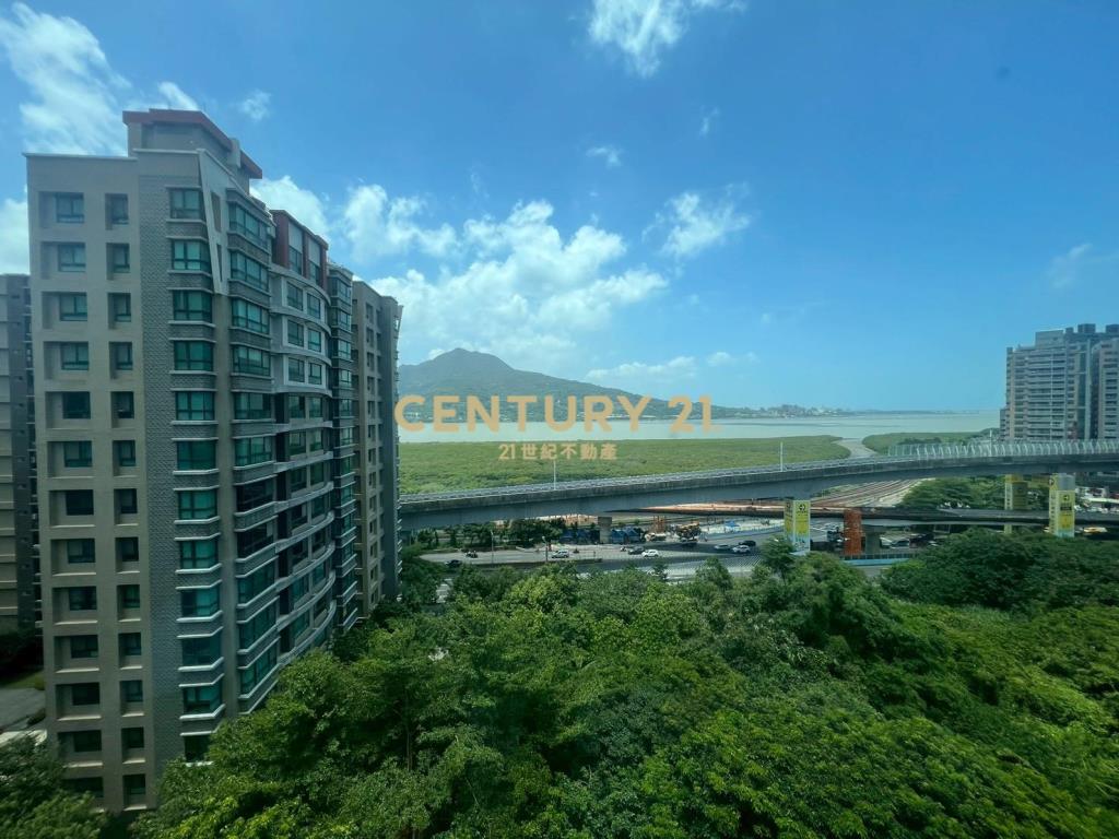 紅樹林海闊天高河景三房