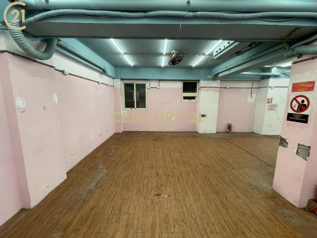 DR42台北建國北路店面