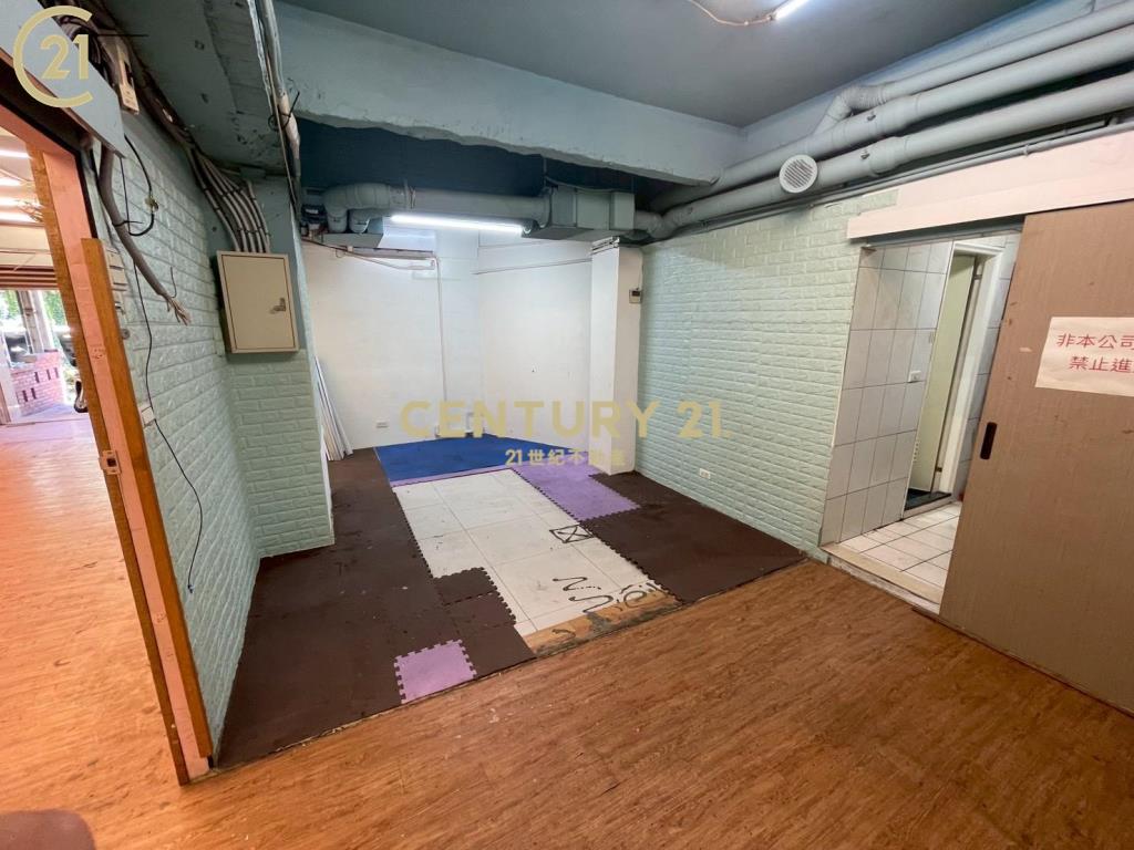 DR42台北建國北路店面