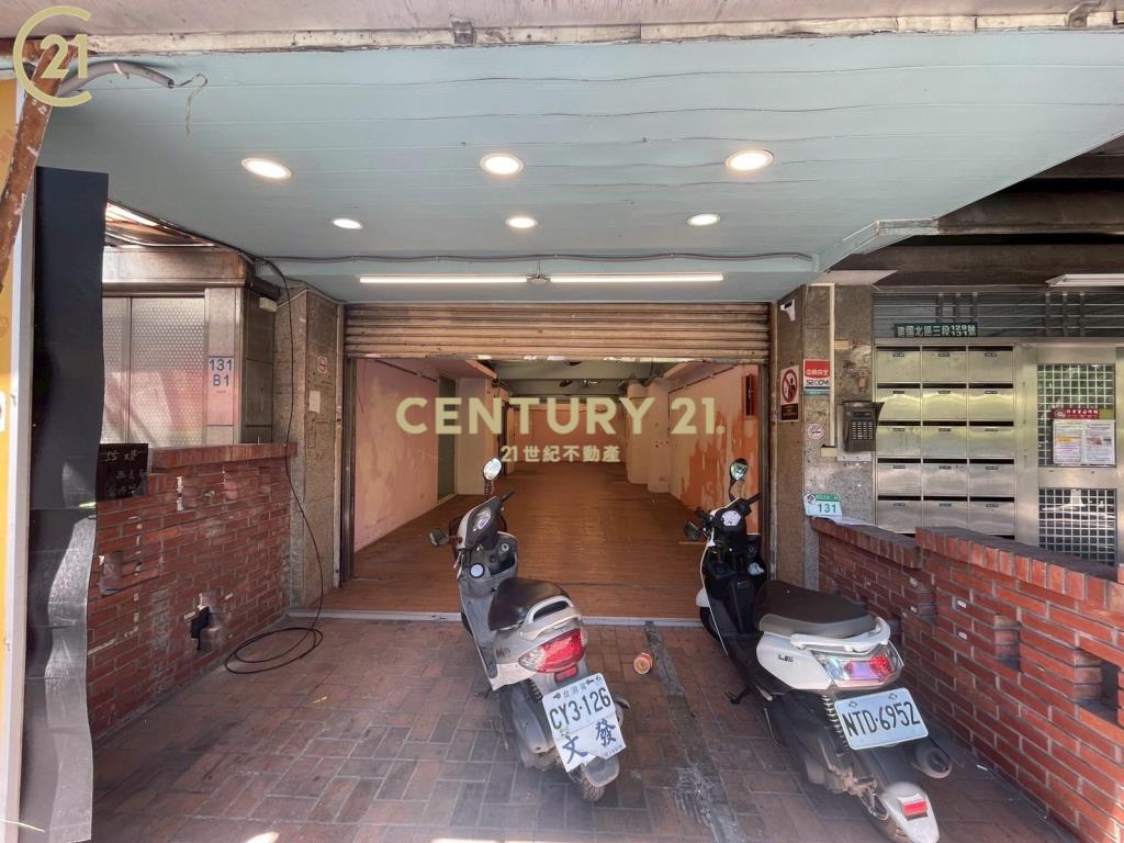 DR42台北建國北路店面