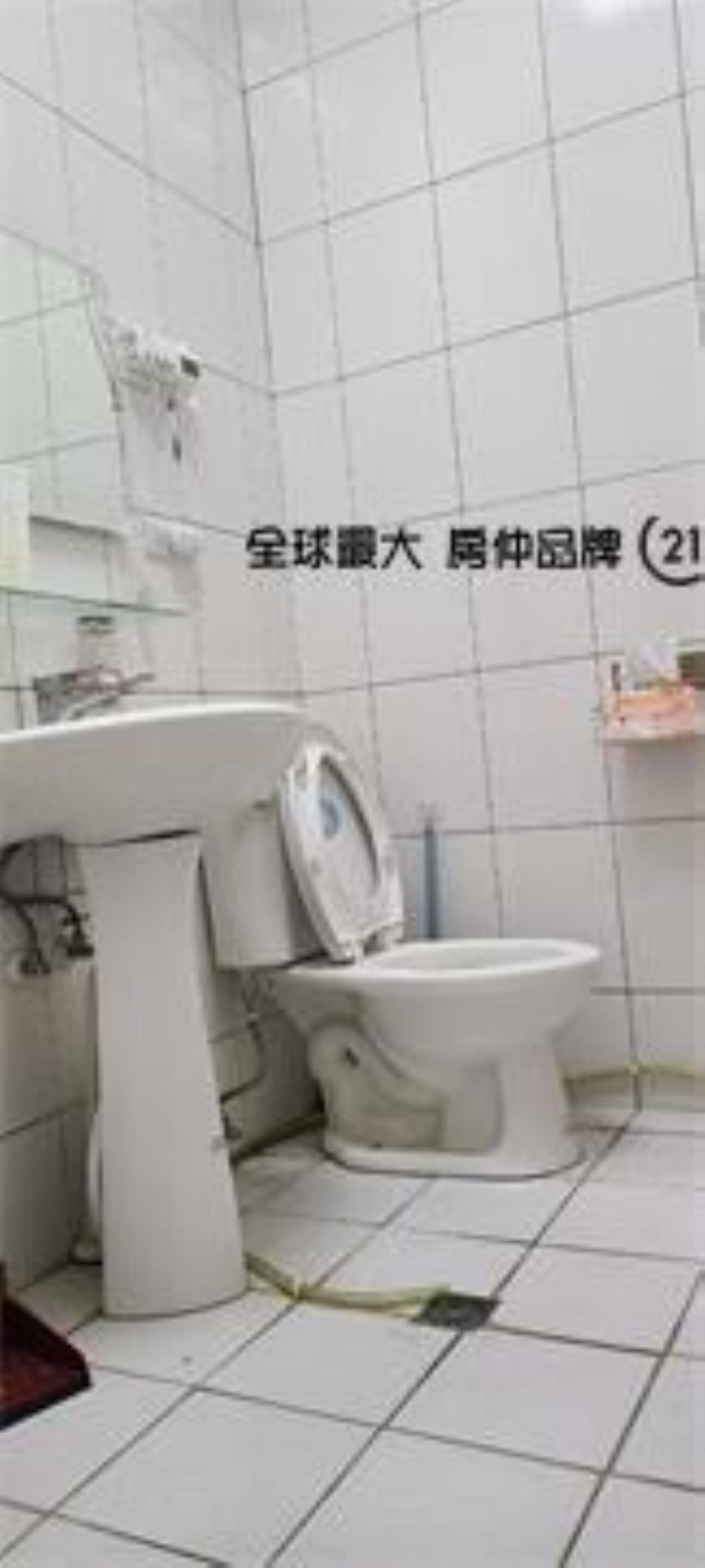 ㊝三角窗金店面