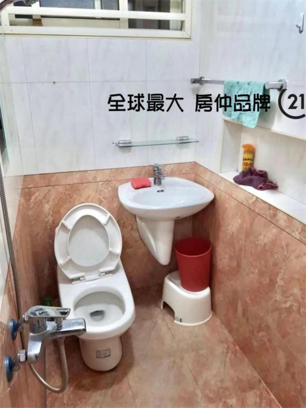 ㊝府中捷運收租五套房