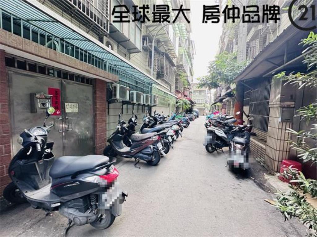 ㊝府中捷運收租五套房