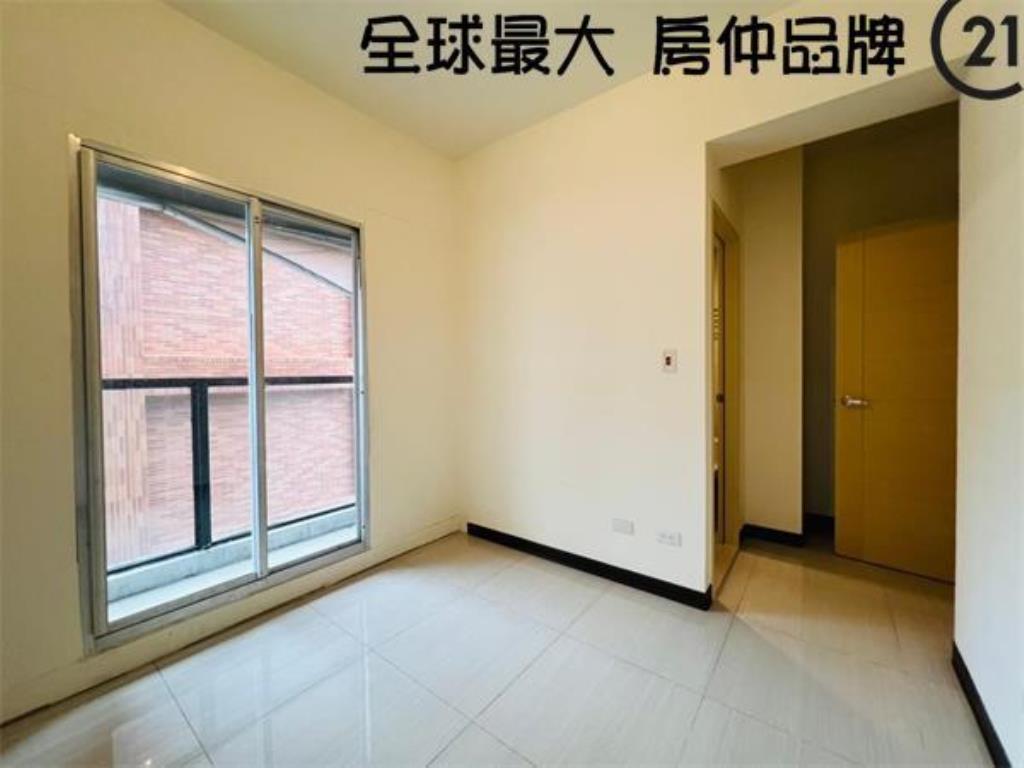 ㊝美麗華商圈香榭電梯三房1