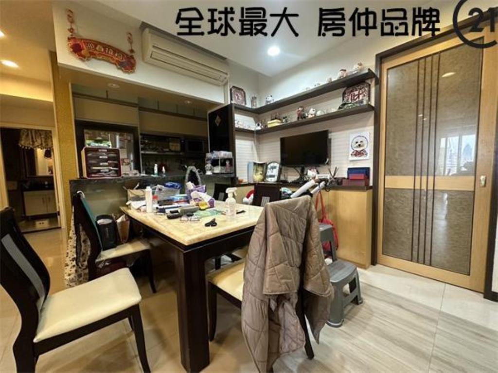 ㊝家麒文化四房車