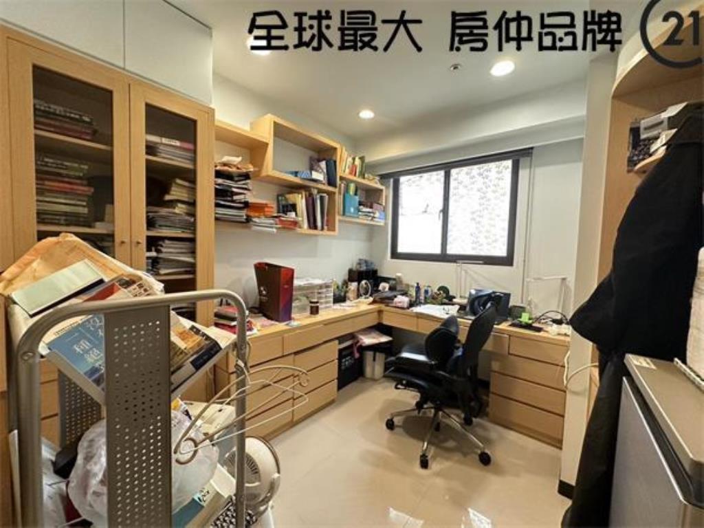 ㊝家麒文化四房車