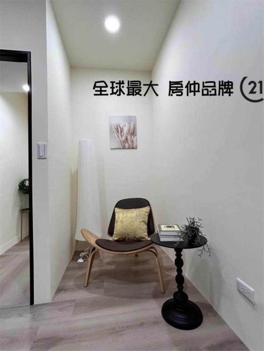 ㊝三民捷運三樓