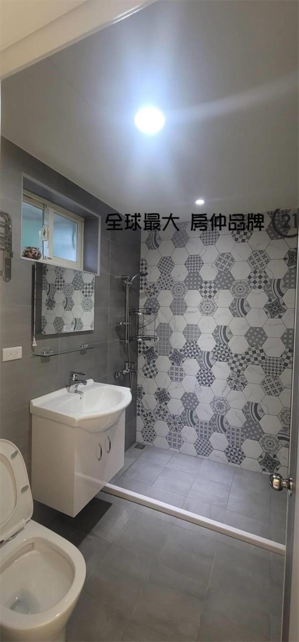 ㊝土城收租二房頂加