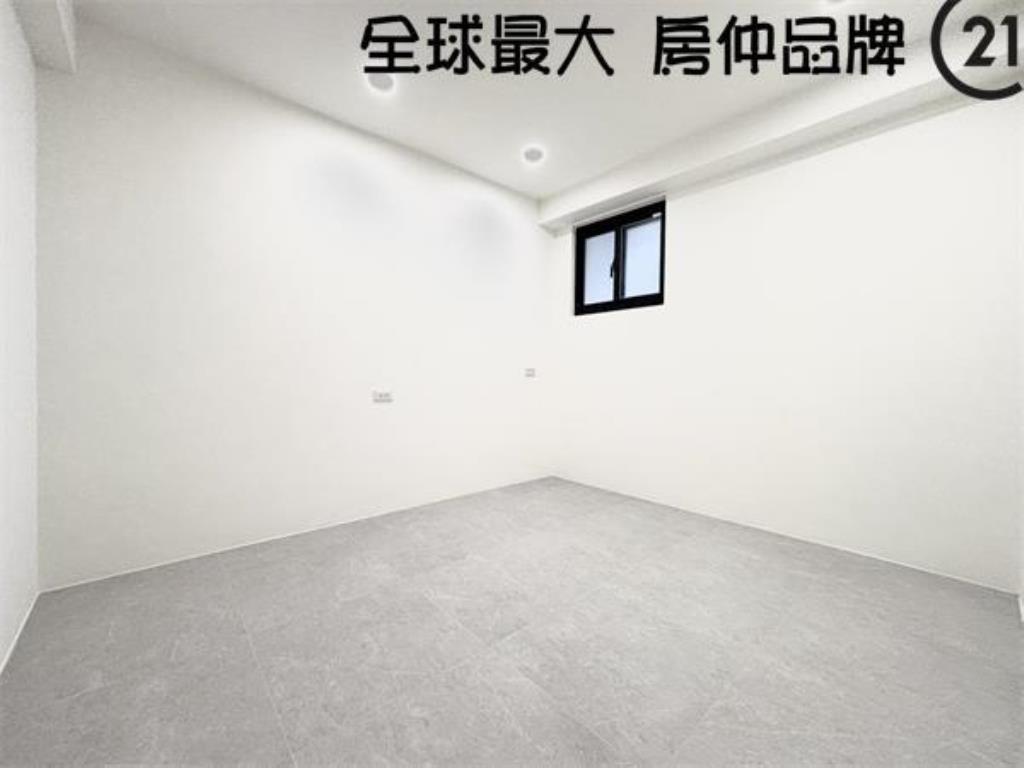 ㊝龍興邊間精美頂加