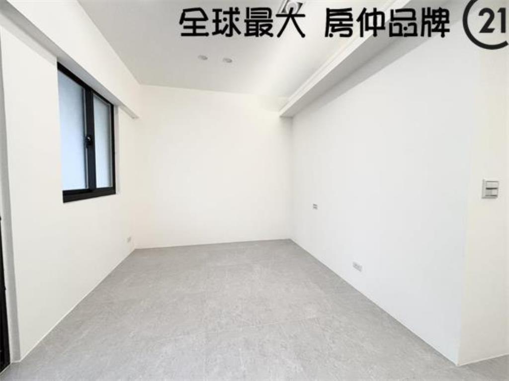 ㊝龍興邊間精美頂加