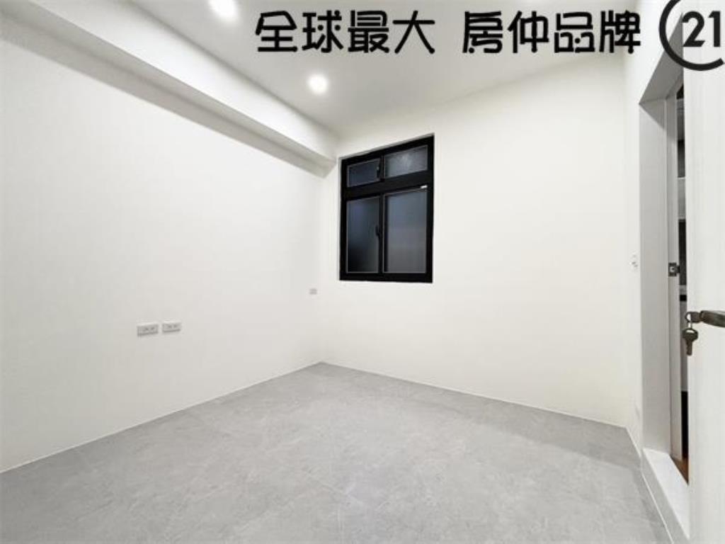 ㊝龍興邊間精美頂加