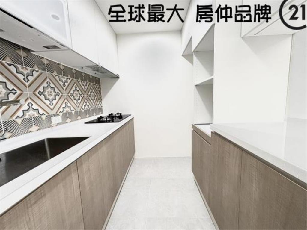 ㊝龍興邊間精美頂加