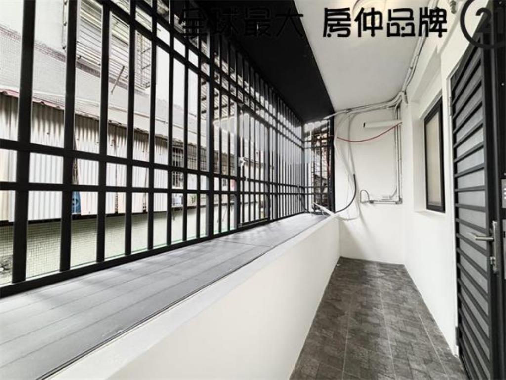 ㊝龍興邊間精美頂加