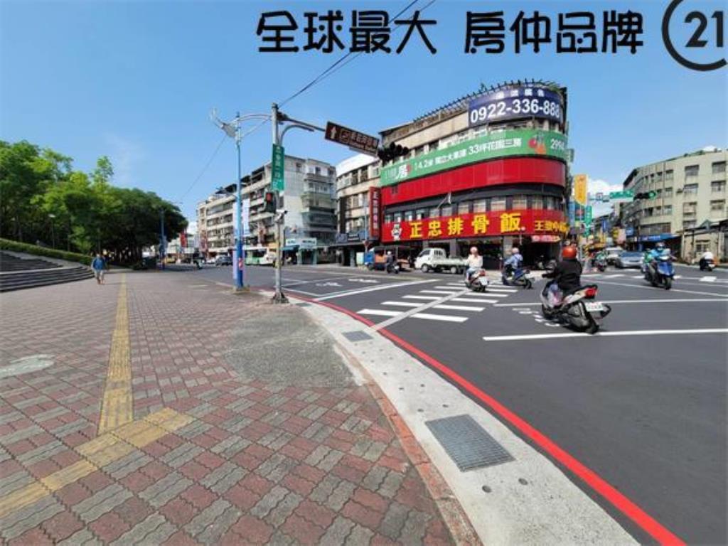 ㊝面棒球場面寬雙店面