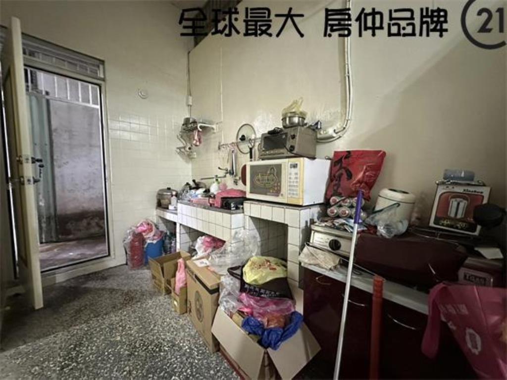 ㊝府中捷運大空間一樓