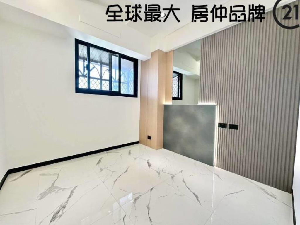 ㊝民德電梯全新三房  