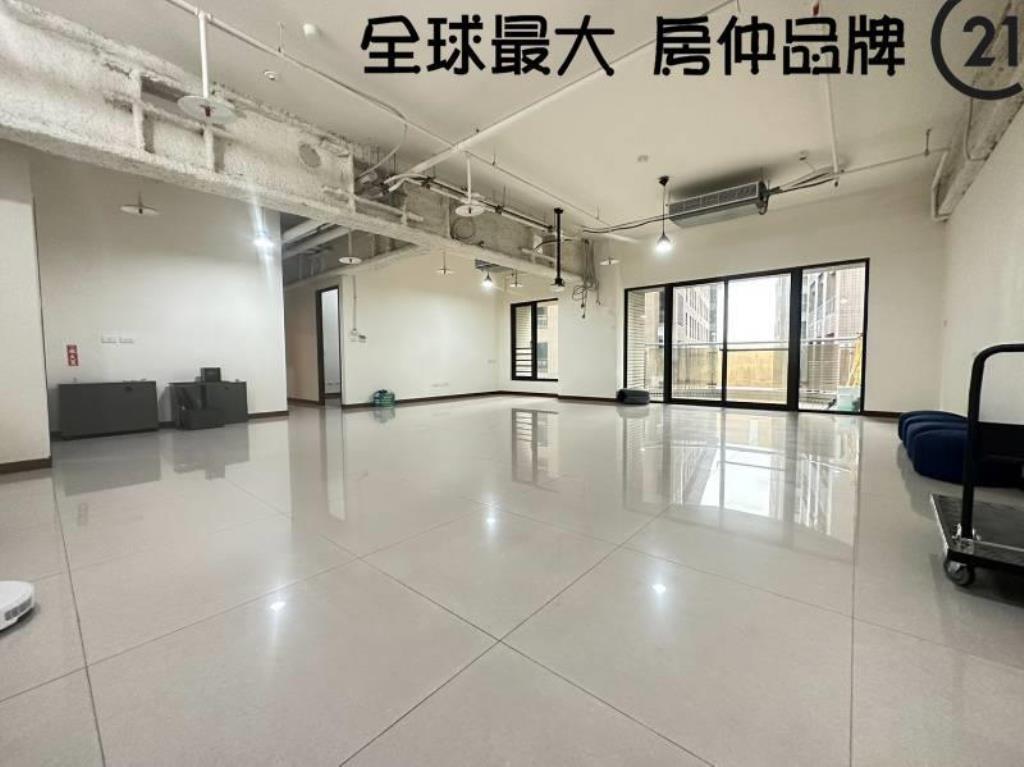 ㊝東方富域毛胚豪邸