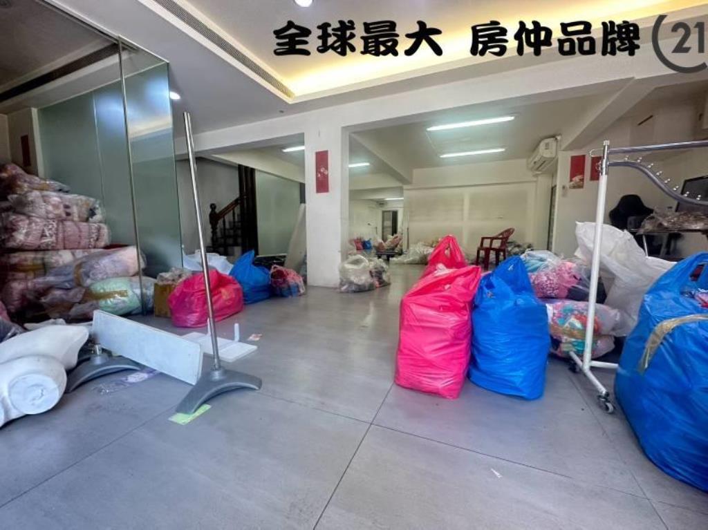 ㊝文聖國小挑高三角窗