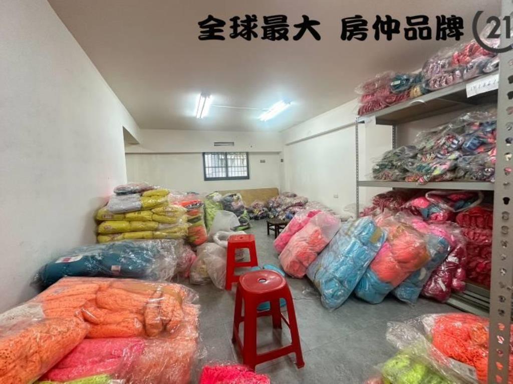 ㊝文聖國小挑高三角窗