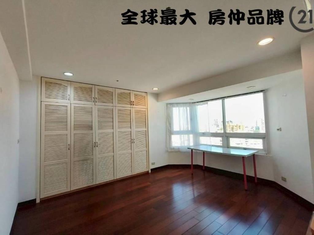 ㊝中正豪美樓中樓