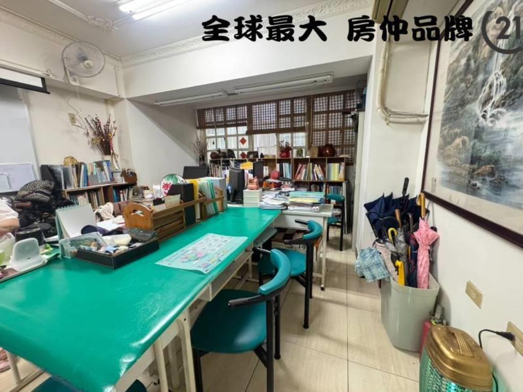 ㊝東湖哈拉影城旁一樓(P)