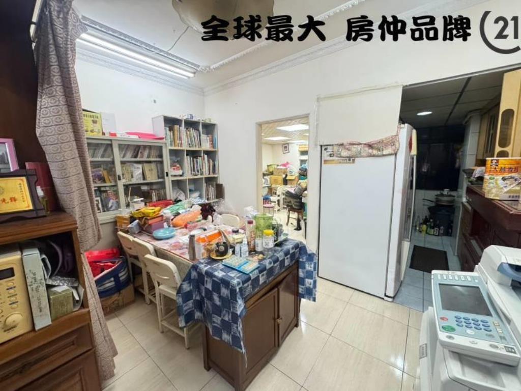 ㊝東湖哈拉影城旁一樓(P)