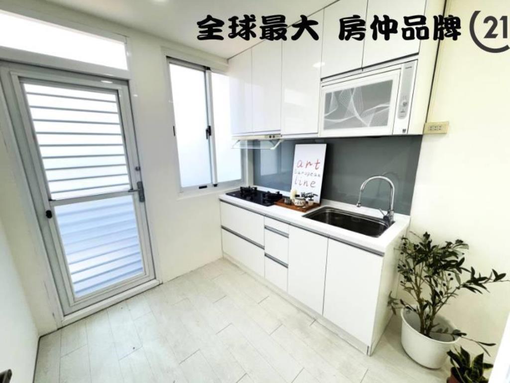 ㊝家樂福面樹海美寓