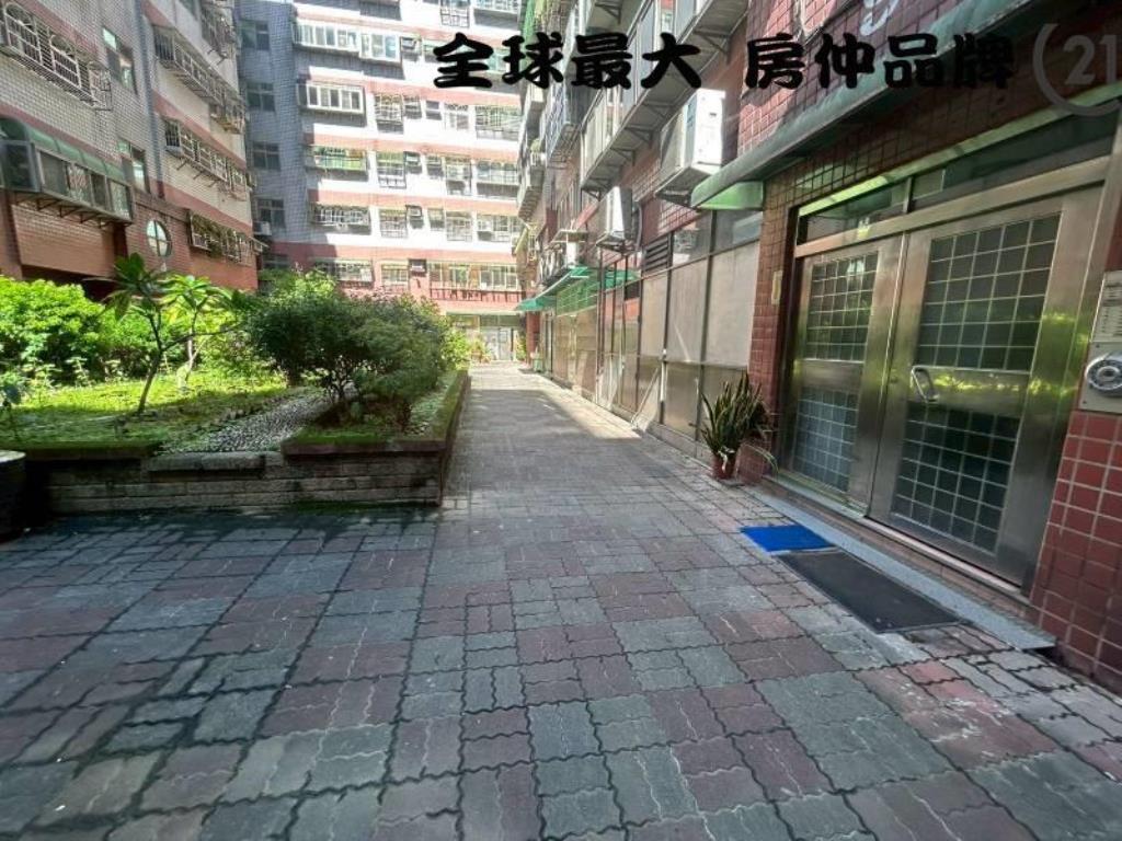 ㊝捷運店面辦公