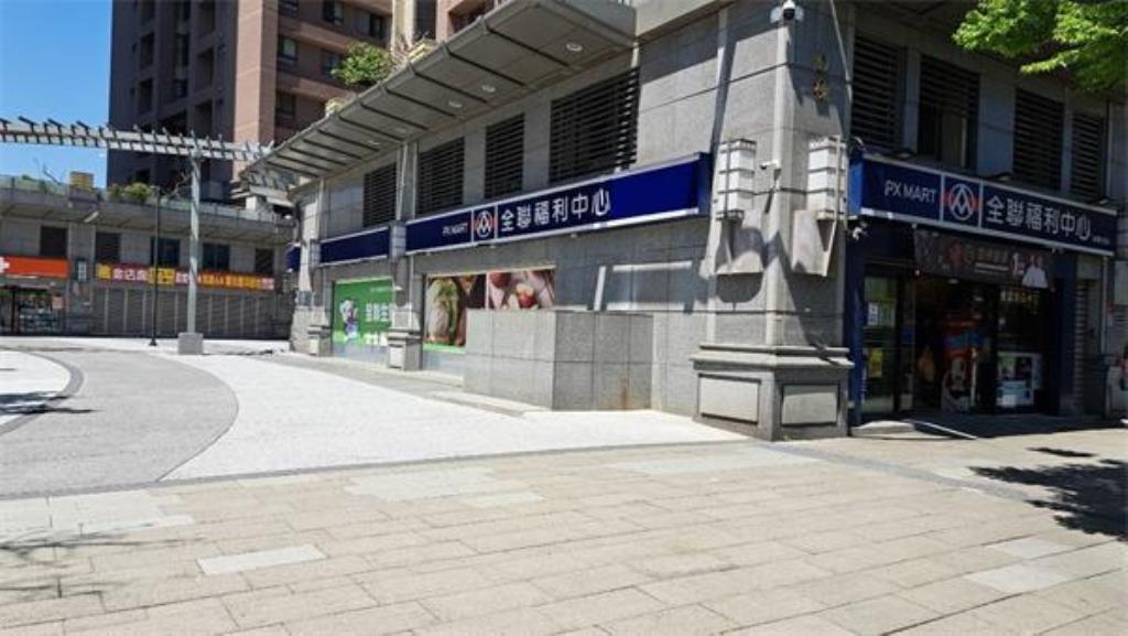 ㊝家樂福持分三樓換現金3