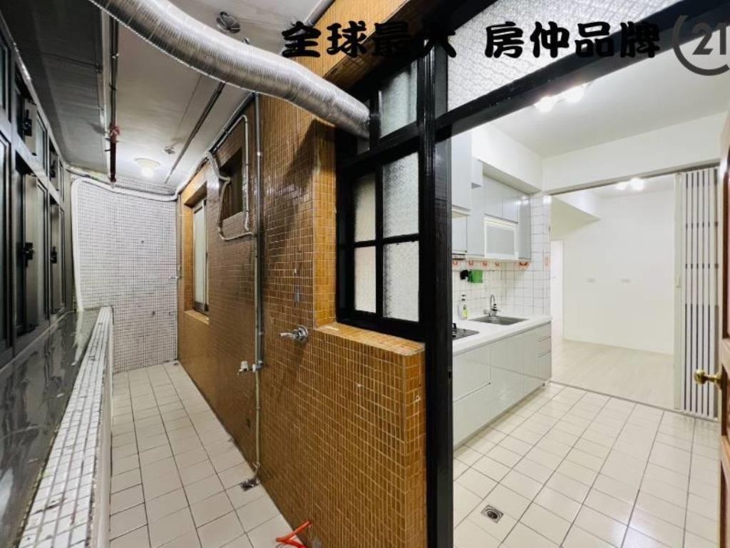 ㊝府中捷運大四房