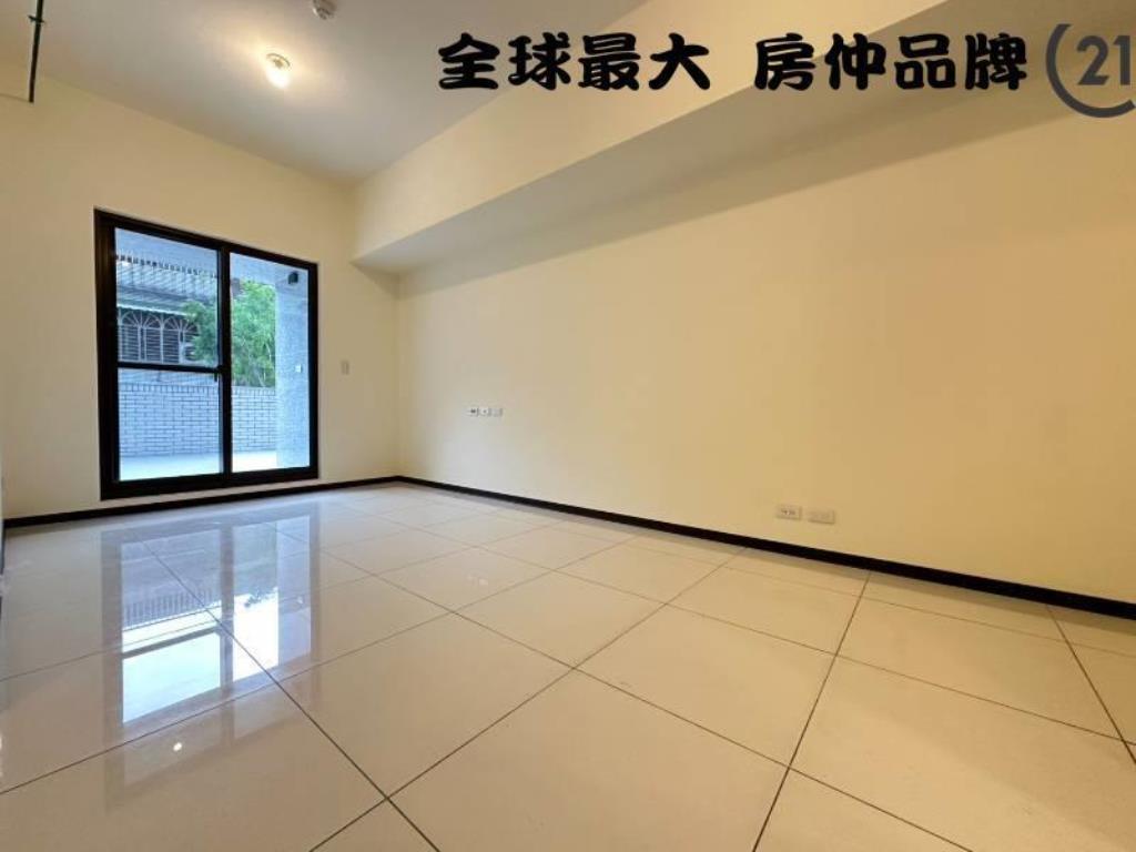 ㊝日健芯大露台二房