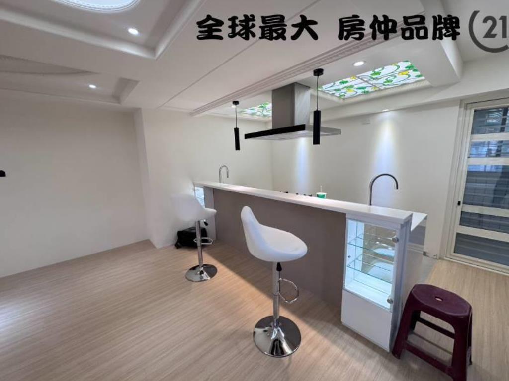 ㊝海山捷運精美三房車