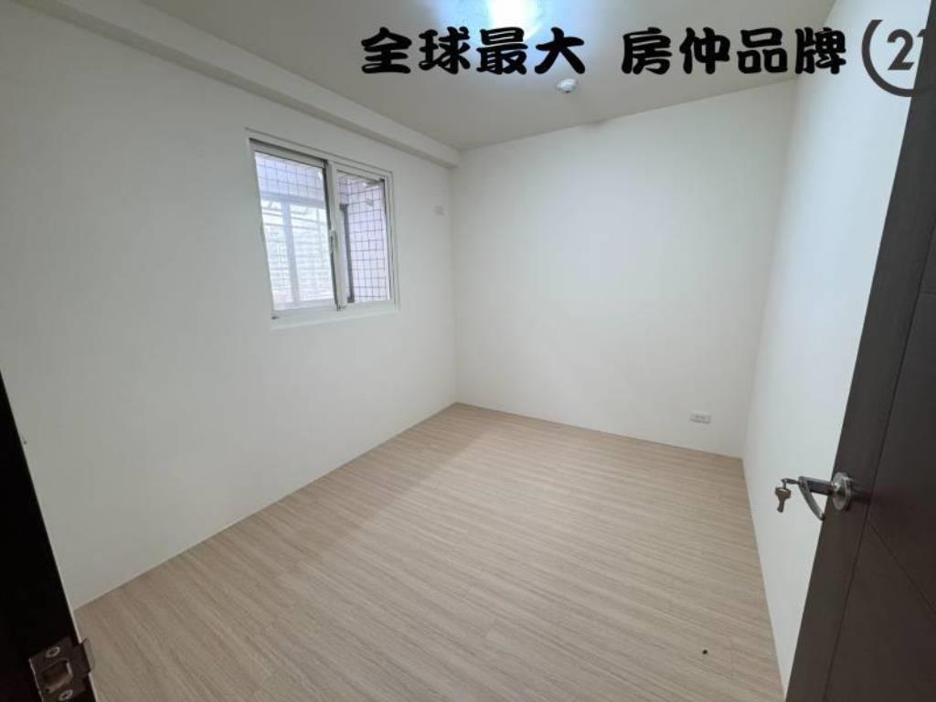 ㊝海山捷運精美三房車