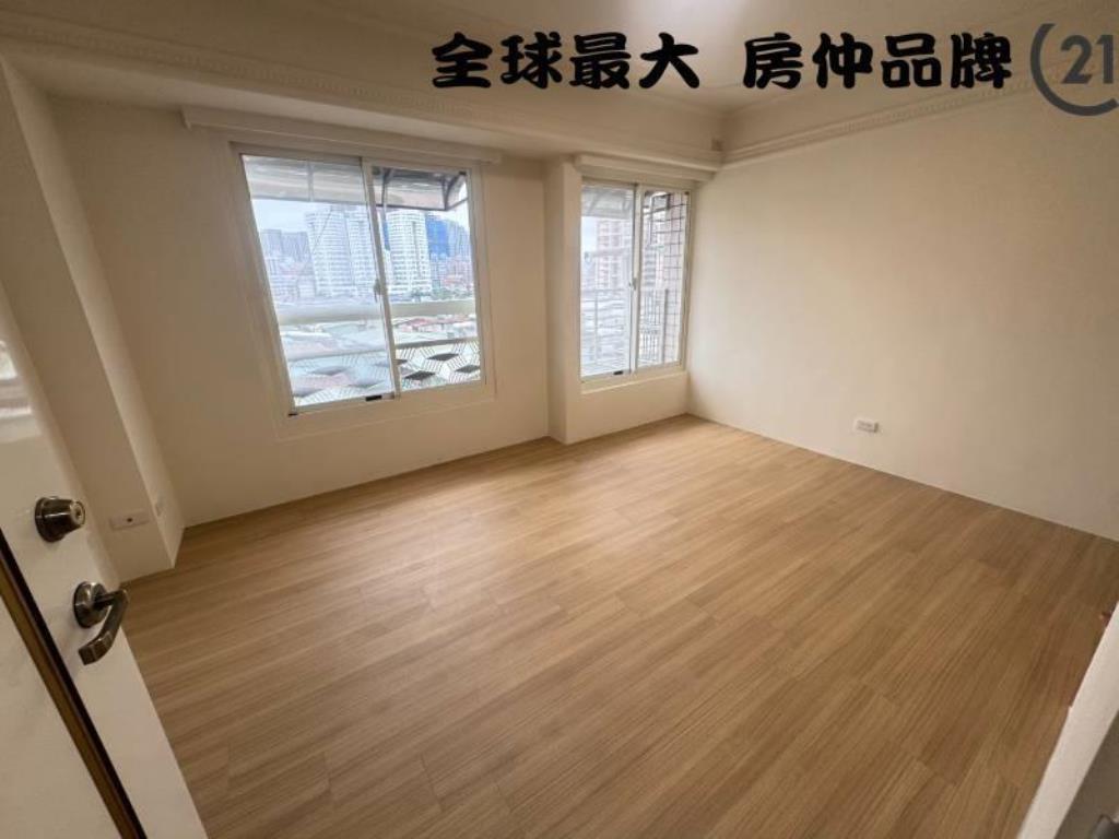 ㊝海山捷運電梯三房