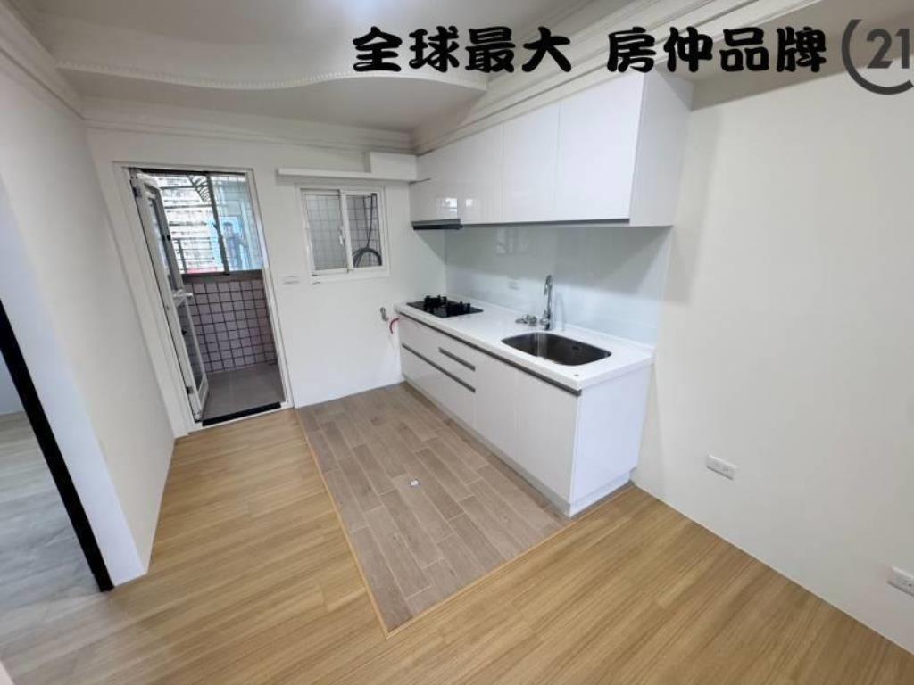 ㊝海山捷運電梯三房