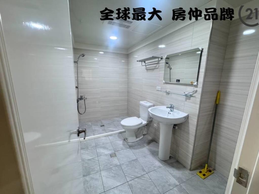 ㊝海山捷運電梯三房