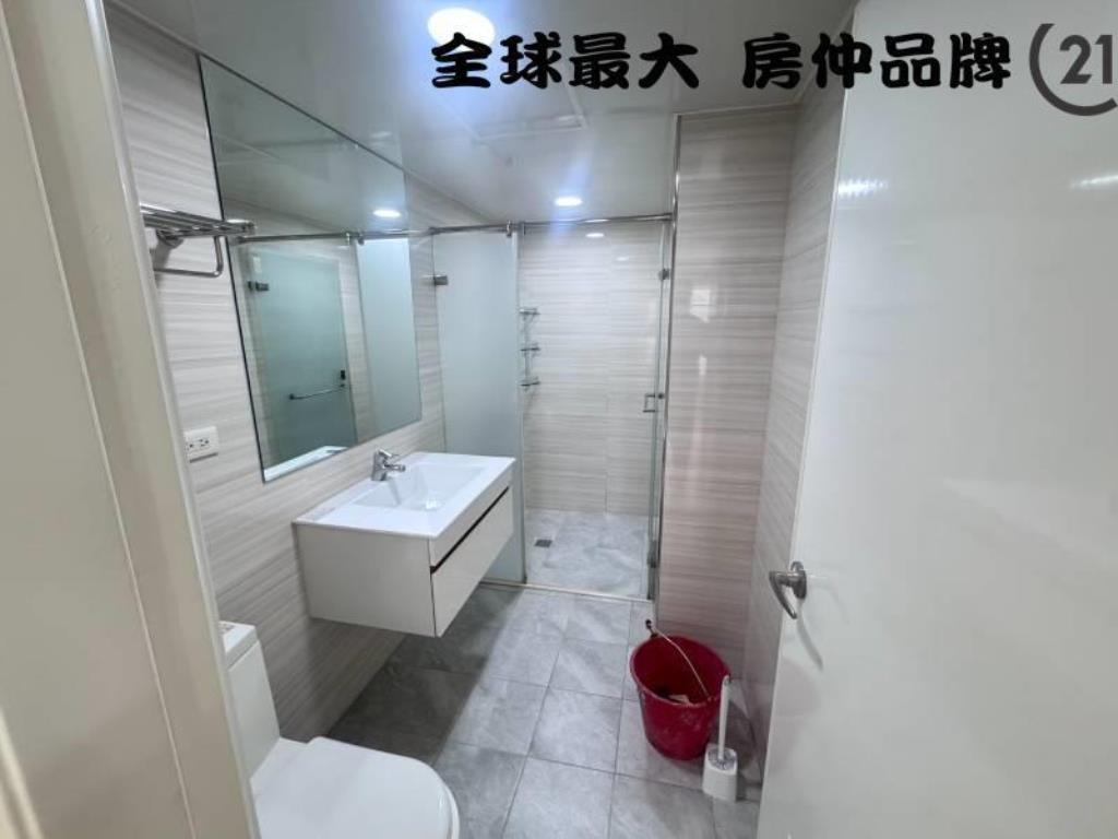 ㊝海山捷運電梯三房