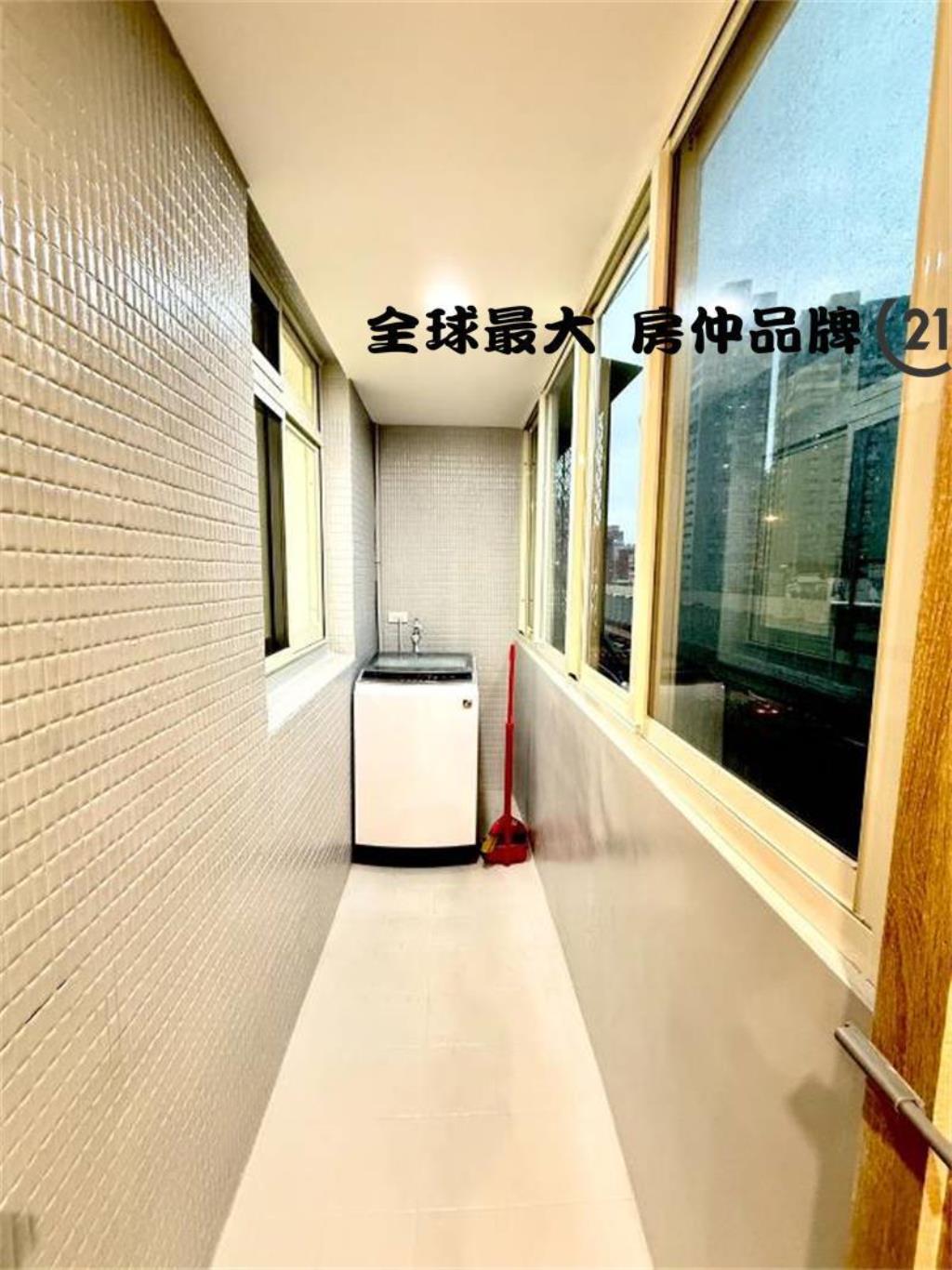 ㊝板新捷運約300米裝璜美寓