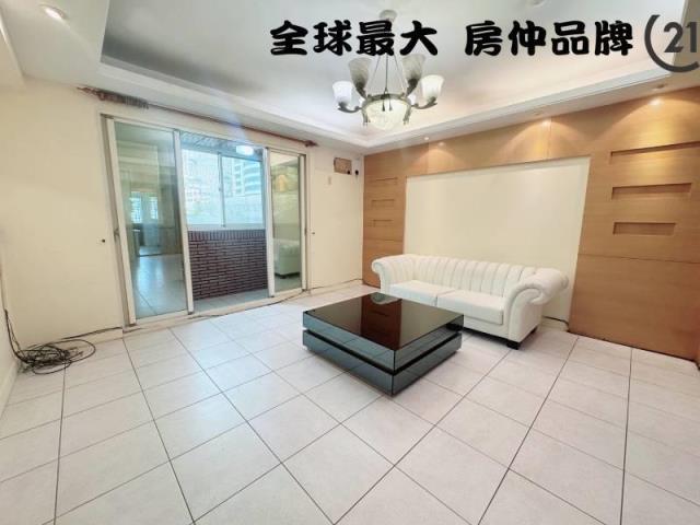 ㊝新埔捷運大四房車