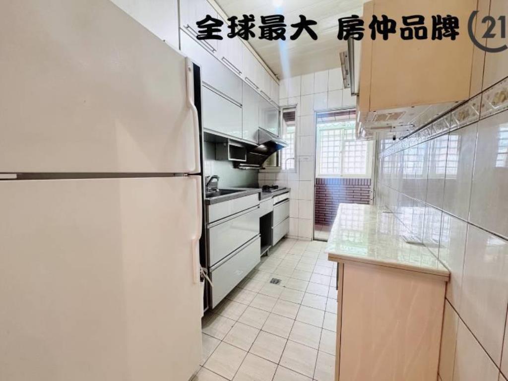 ㊝新埔捷運大四房車