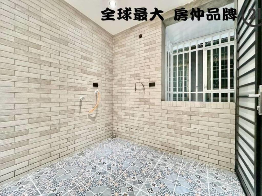 ㊝中泰街美三樓