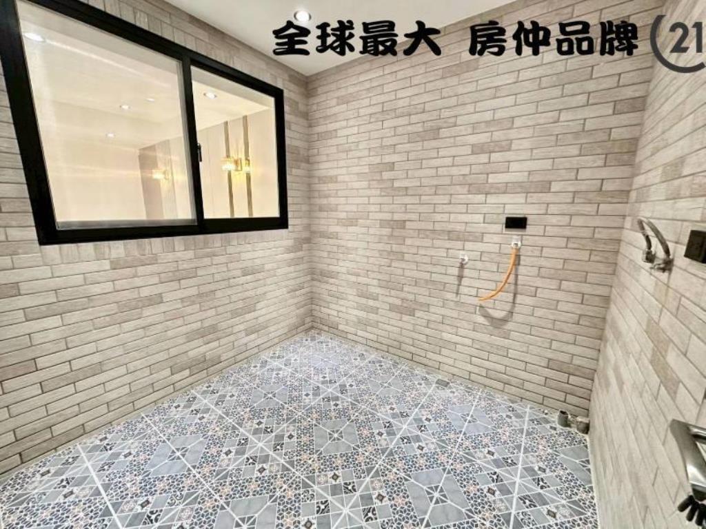 ㊝中泰街美三樓