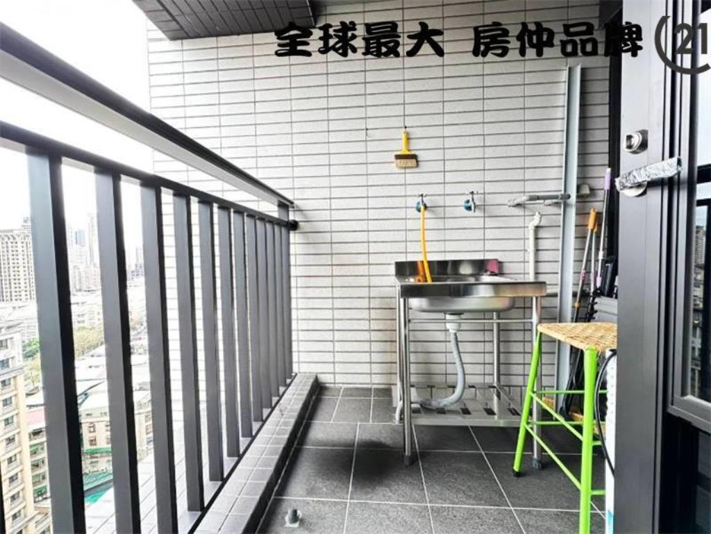 ㊝帝國花園套房+八車位