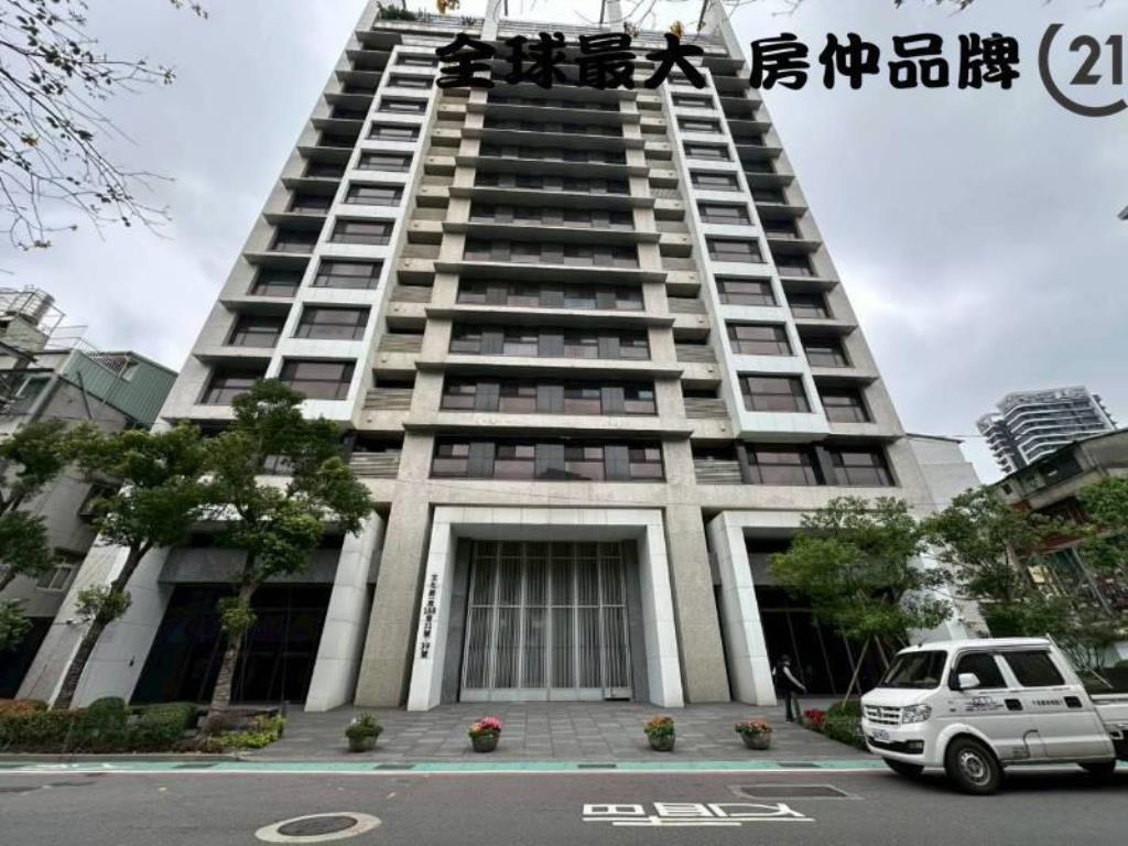 ㊝三輝歌劇苑二房車