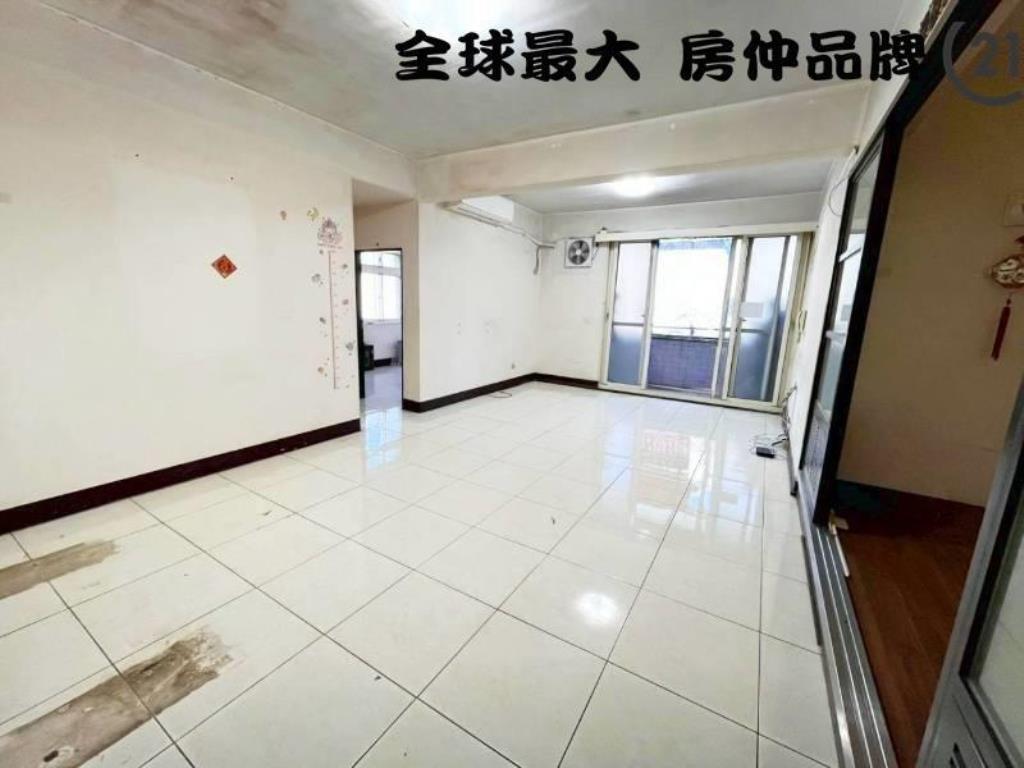 ㊝江翠捷運邊間三樓