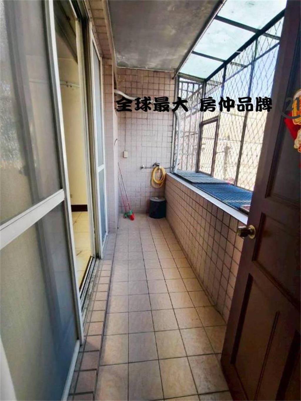 ㊝江翠捷運邊間三樓