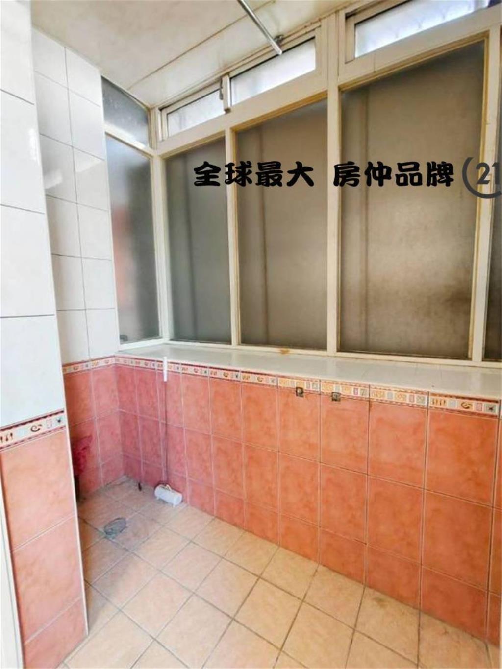 ㊝江翠捷運邊間三樓