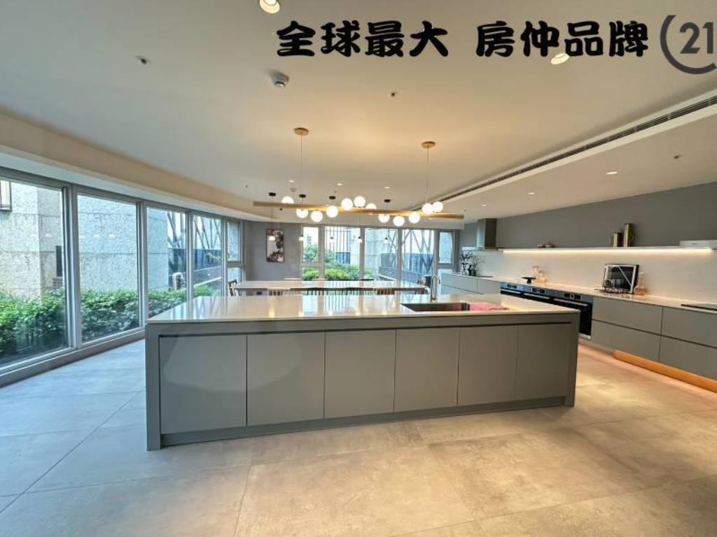 ㊝榮群擎川景觀三房車