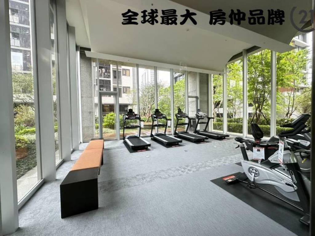 ㊝榮群擎川景觀三房車