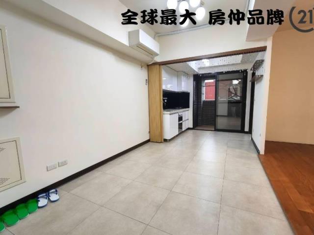 ㊝府中贊2+1房車